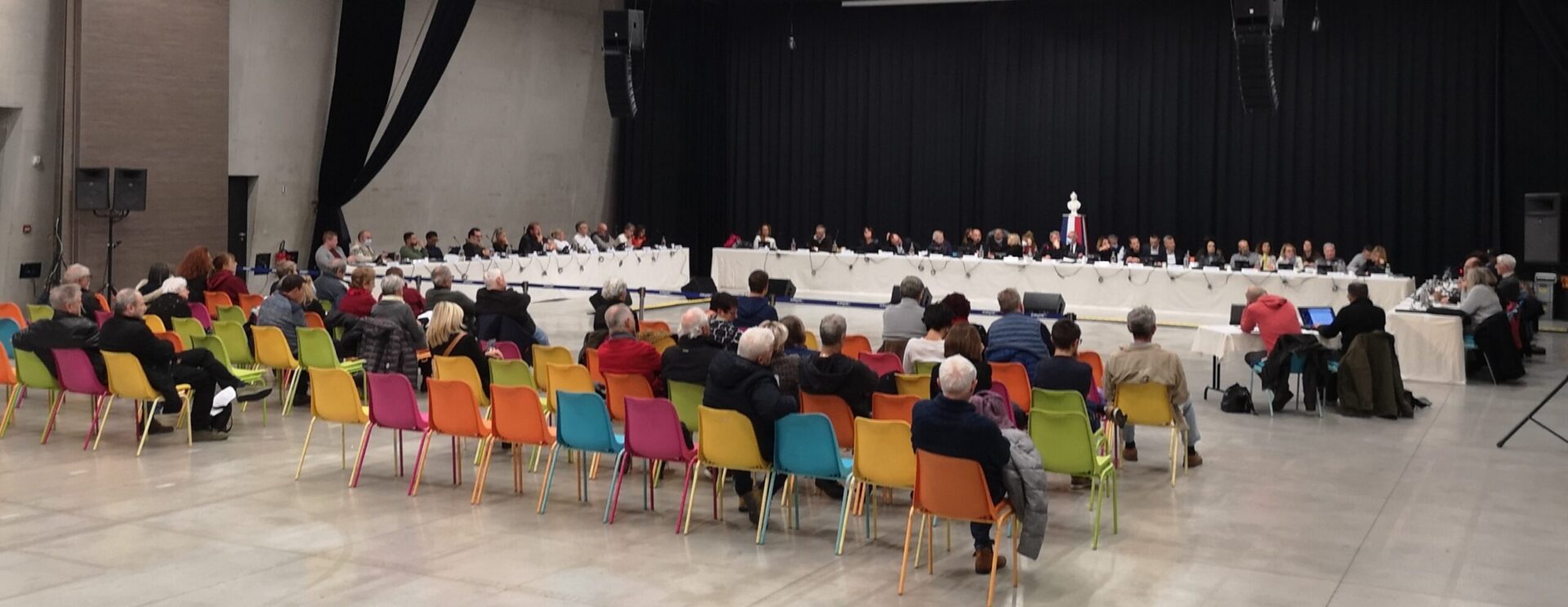 Conseil municipal à l'Espace des Libertés le 13 décembre 2022