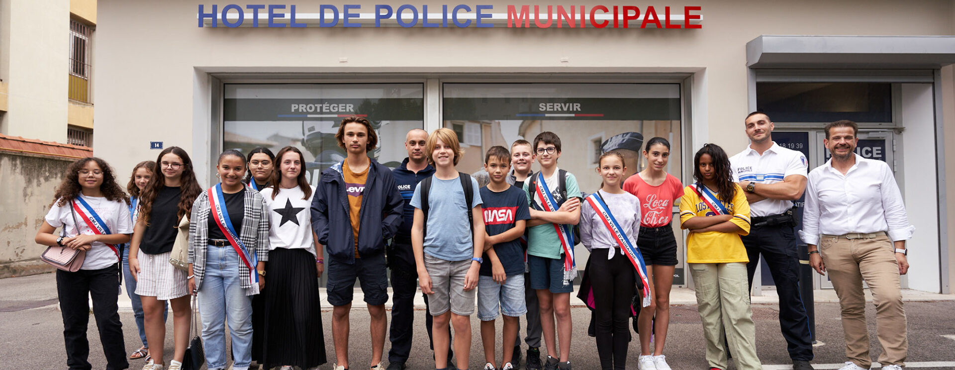 Visite de l’hôtel de Police municipale par les élèves du Conseil municipal des Jeunes