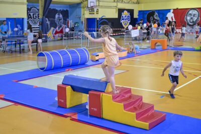 Agrandir l'image 2 sur 30, fenêtre modale