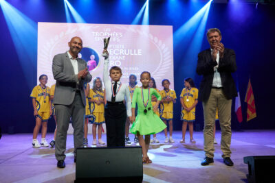 Agrandir l'image 4 sur 88, fenêtre modale