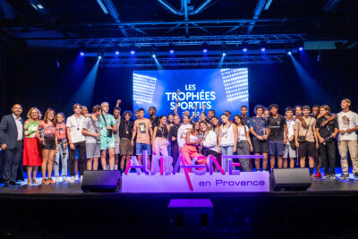 Agrandir l'image 16 sur 42, fenêtre modale