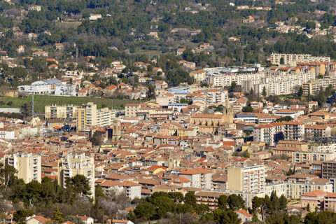 Vue aérenne d'Aubagne
