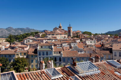 Vue du coeur de ville d'Aubagne - Agrandir l'image, fenêtre modale