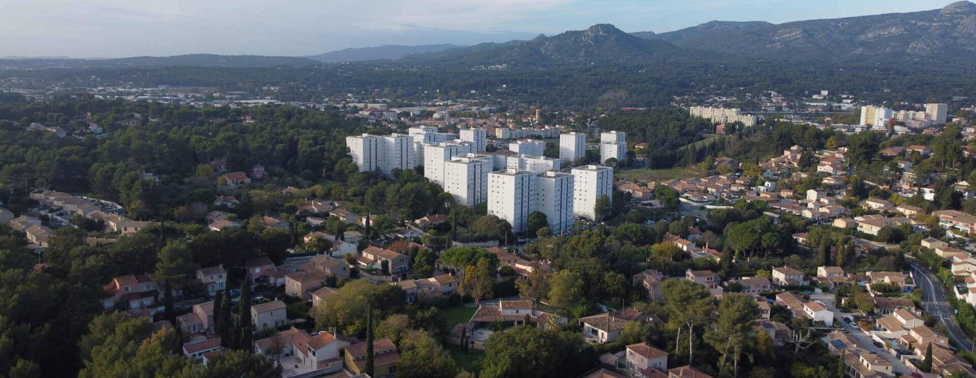 Vue du quartier du Charrel au printemps - Photos d'Adrien Vercher