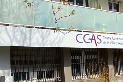 Devanture du CCAS d'Aubagne, immeuble des Marronniers, avenue Antide Boyer