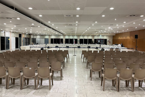 Vue de l'Espace Bras d'Or en configuration conseil municipal