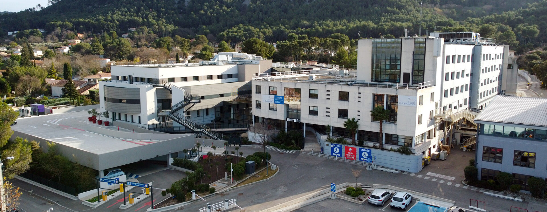 Vue aérienne de la clinique de la Casamance