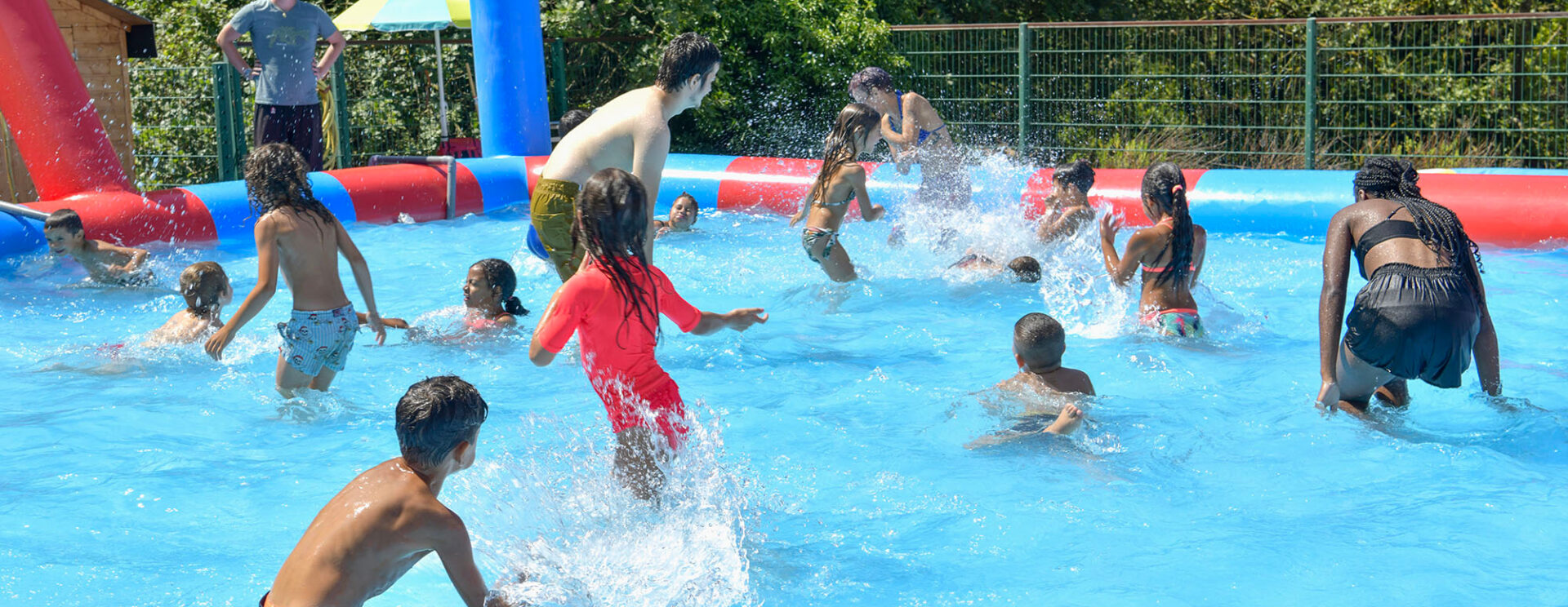 La piscine au centre aéré des Espillières