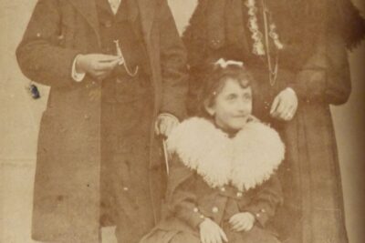 Agrandir l'image 2 sur 3, fenêtre modale