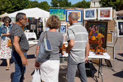 Agrandir l'image 3 sur 18, fenêtre modale