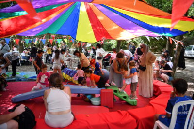 Agrandir l'image 2 sur 24, fenêtre modale