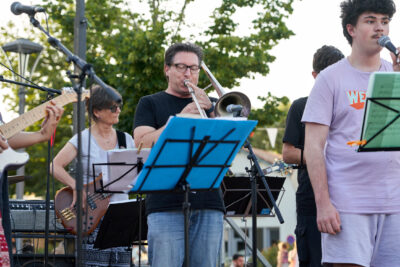 Agrandir l'image 33 sur 50, fenêtre modale