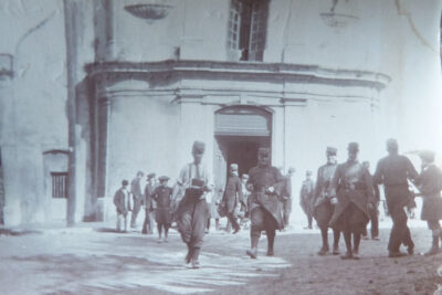 Agrandir l'image 2 sur 3, fenêtre modale