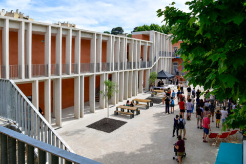 La cour du SATIS à Aubagne