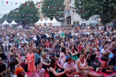 Agrandir l'image 32 sur 39, fenêtre modale