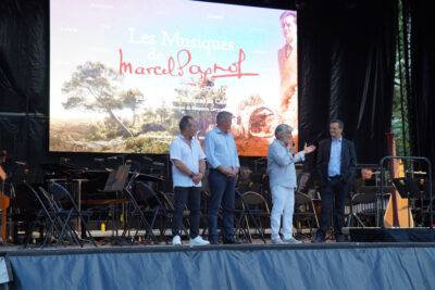 Agrandir l'image 2 sur 24, fenêtre modale