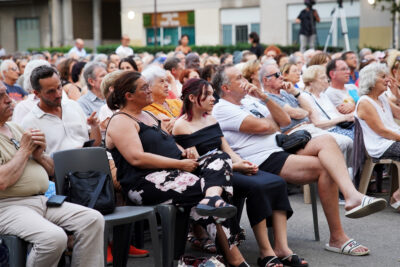 Agrandir l'image 23 sur 24, fenêtre modale