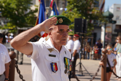 Agrandir l'image 37 sur 54, fenêtre modale