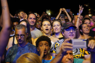 Agrandir l'image 38 sur 55, fenêtre modale