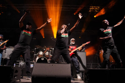 Agrandir l'image 13 sur 55, fenêtre modale