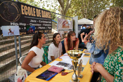 Agrandir l'image 2 sur 86, fenêtre modale