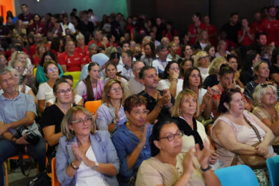 Agrandir l'image 22 sur 42, fenêtre modale