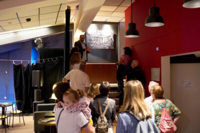 Agrandir l'image 2 sur 45, fenêtre modale