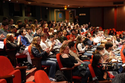 Agrandir l'image 12 sur 19, fenêtre modale