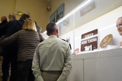 Agrandir l'image 11 sur 27, fenêtre modale