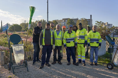 Équipe de cantonniers à Aubagne - Agrandir l'image, fenêtre modale