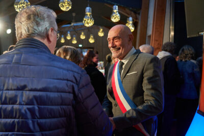 Agrandir l'image 4 sur 40, fenêtre modale