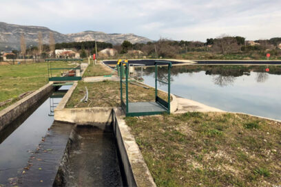 Station d'irrigation de l'ASAMIA (Association Syndicale Autorisée de Modernisation des Irrigations d’Aubagne) située dans la plaine d'Aubagne - Agrandir l'image, fenêtre modale