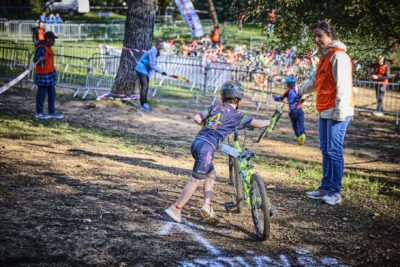 Agrandir l'image 44 sur 67, fenêtre modale