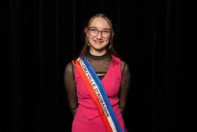 ICARD Séléna - Agrandir l'image 8 sur 15, fenêtre modale