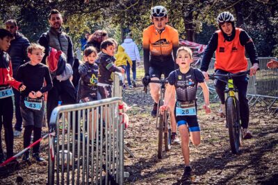 Agrandir l'image 9 sur 67, fenêtre modale