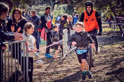 Agrandir l'image 12 sur 67, fenêtre modale