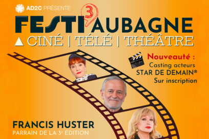 Une partie de l'affiche de Festi'Aubagne 2025, avec une pellicule de film de cinéma qui entre par le toit de l'Espace des Libertés. On reconnait dans l'une des images Francis Huster, le parrain de la 3e édition du festival, qui se déroule à Aubagne du 27 au 30 mars 2025 - Agrandir l'image, fenêtre modale