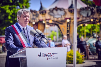 Agrandir l'image 6 sur 30, fenêtre modale