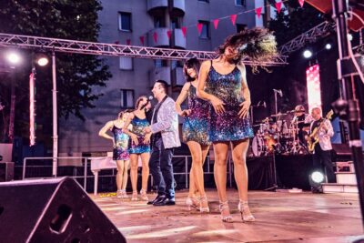 Agrandir l'image 20 sur 30, fenêtre modale