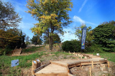 Agrandir l'image 4 sur 30, fenêtre modale