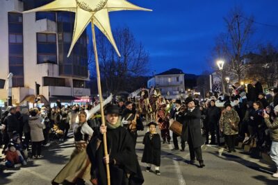 Agrandir l'image 6 sur 8, fenêtre modale