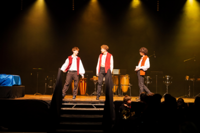 Agrandir l'image 2 sur 32, fenêtre modale