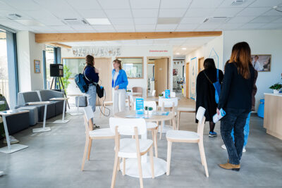 Agrandir l'image 9 sur 22, fenêtre modale