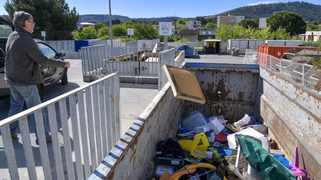 La déchèterie Saint-Mitre à Aubagne - Agrandir l'image, fenêtre modale