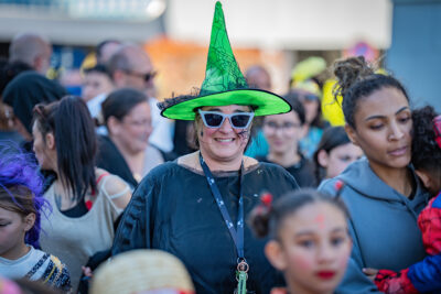 Agrandir l'image 9 sur 16, fenêtre modale